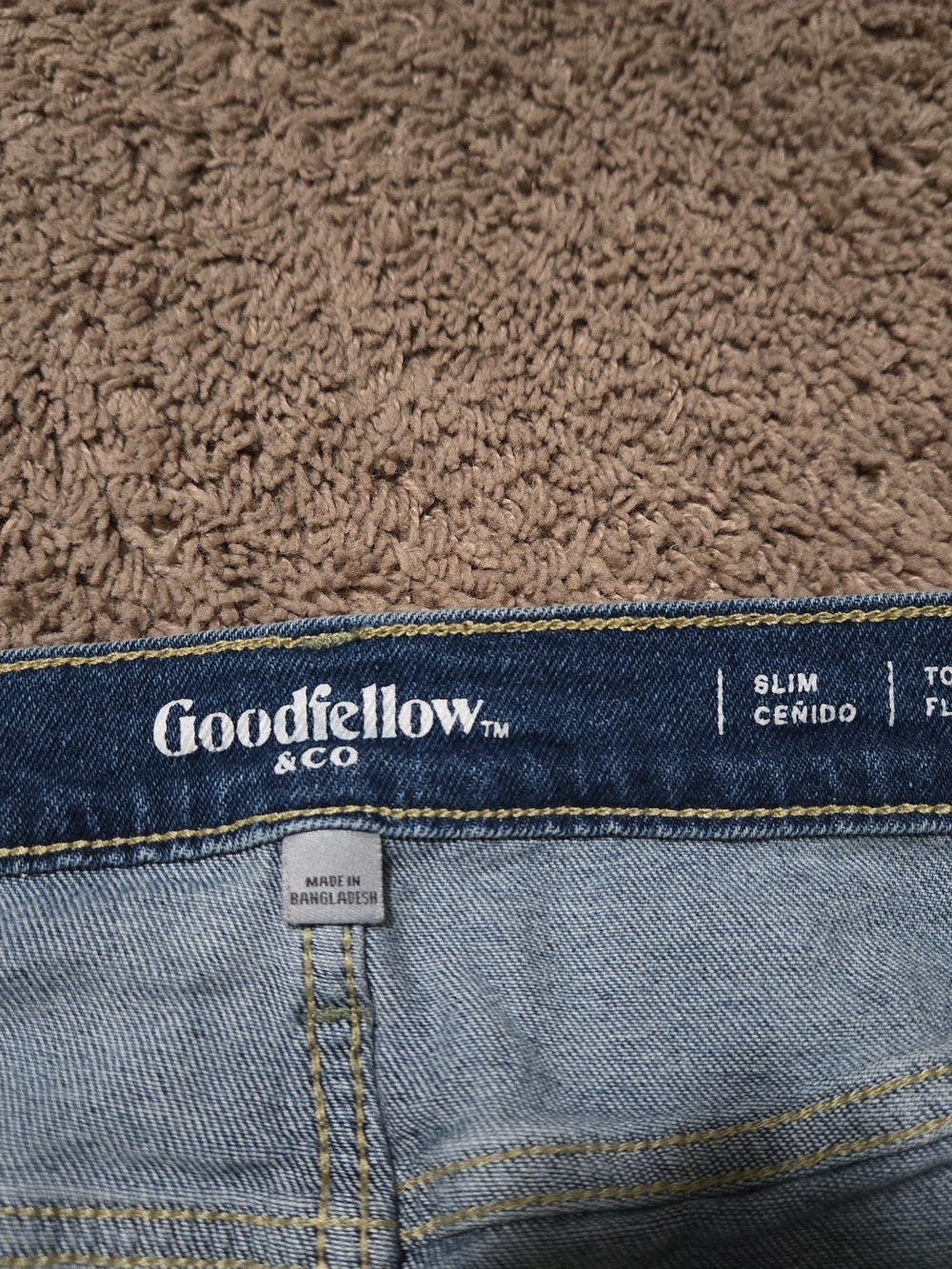 Goodfellow & Co Slim Men's Light Blue Denim Jeans with Contrast Stitching